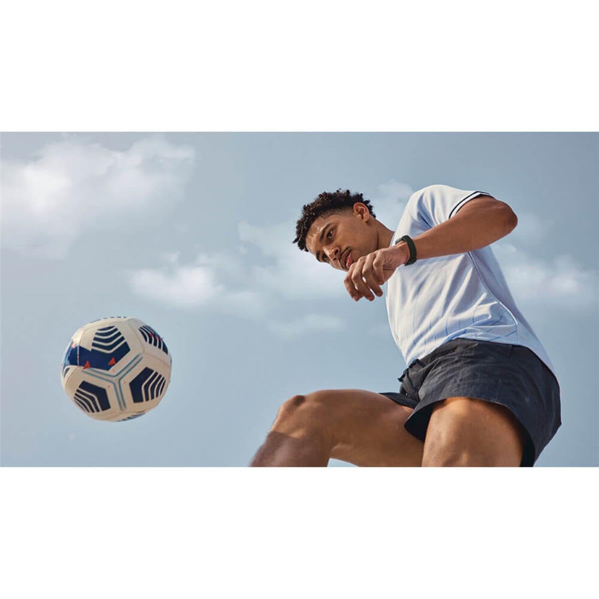 Health &-Fitness-Tracker, Workout Intensity, Sleep Tracking, 24/7 Heart Rate.